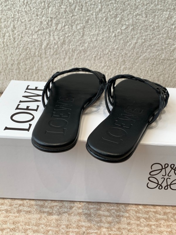 2025 Loewe Black Leather Slippers KFY00250