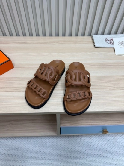 2025 Women Hermès Brown Leather Slippers KFY00260