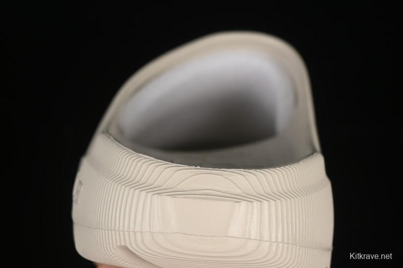 New York Yankees MLB Skipper Slide Summer Casual Sandals - 3ALPS015350IVS