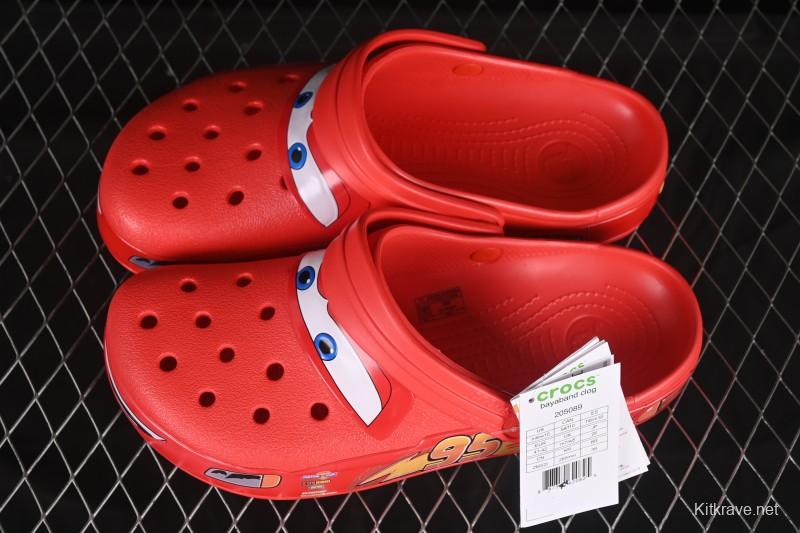 Crocs Classic Two-Way Beach Clog Sandals - B.D4