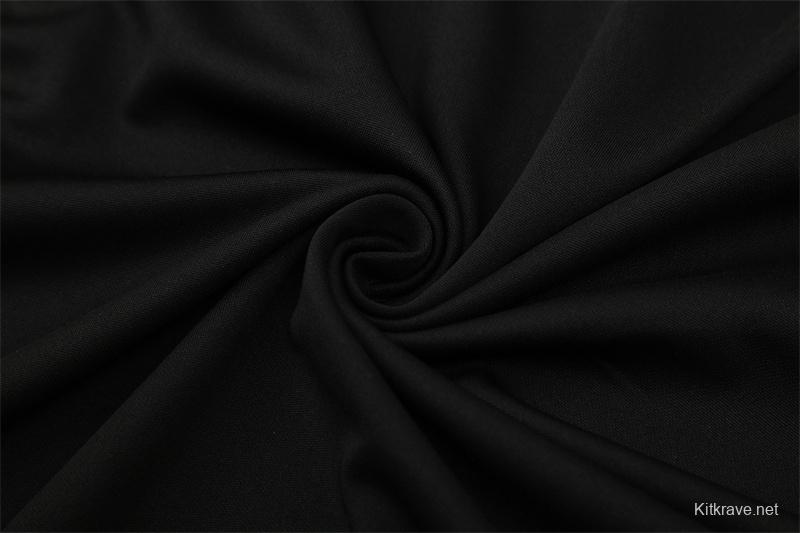 Retro 04/05 Real Madrid Black Half Zipper Jacket