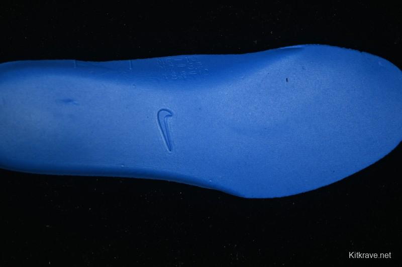 Nike Air Zoom Vomero 18 Cushioned Running Shoes - IH4454-001