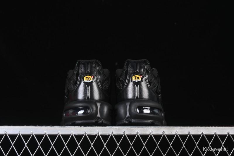 Nike Air Max Plus Retro Running Shoes with Air Cushion Technology - 604133-050