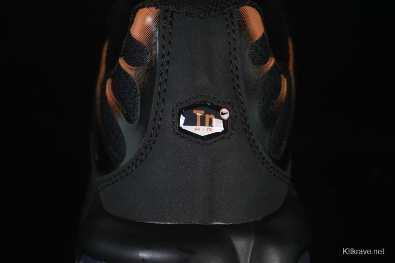 Nike Air Max Plus Retro Running Shoes with Air Cushion - FN6949-400