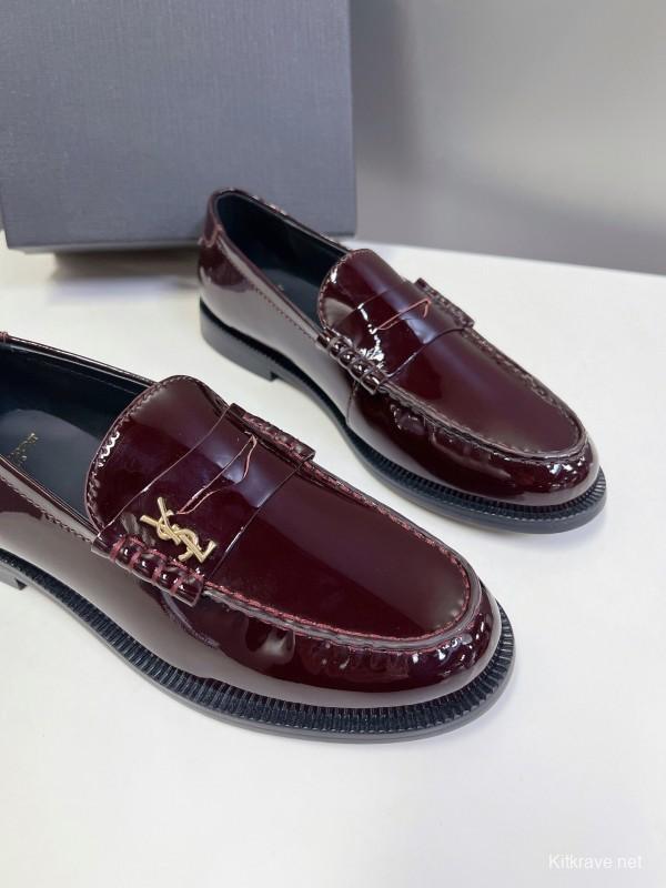 Saint Laurent 2025/SS Classic Loafer Leather Shoes - KFY00350