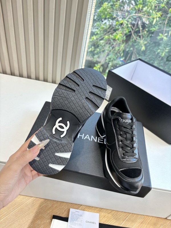 Chanel 2025 SS New Arrival High-Heel Two-Tone Casual Sneakers - KFY00320