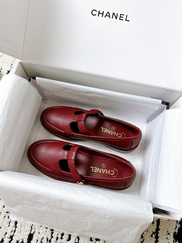 Chanel 2025 SS Loafers Classic Elegant Design - KFY00320