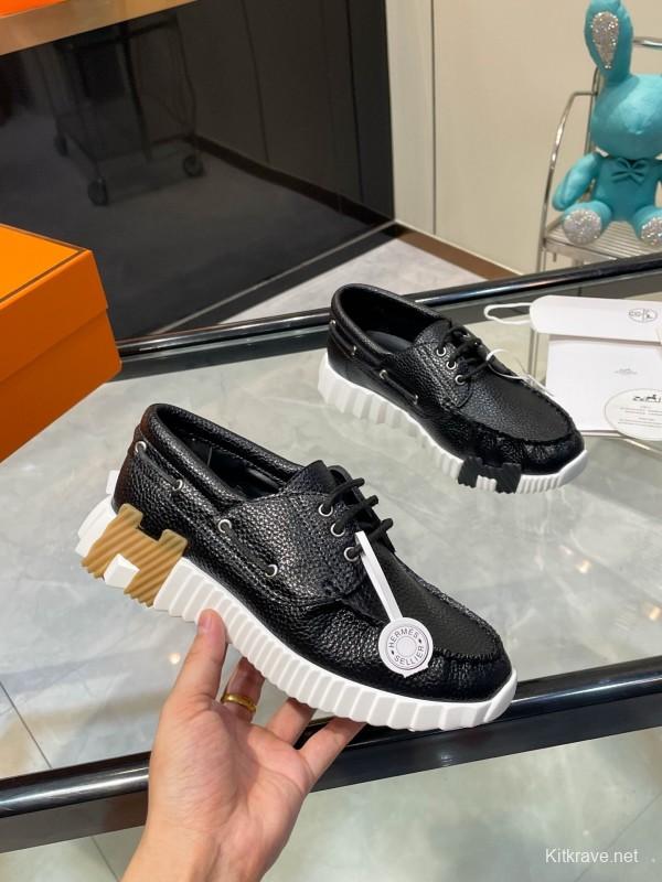 Hermès Classic Casual Sports Shoes with Exaggerated H Logo and Height Increase - LY00300