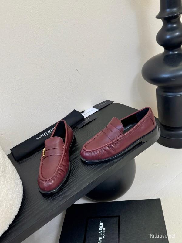 Saint Laurent Classic Loafer Flats - KFY00350