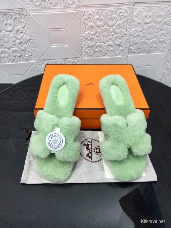 H Eiderdown Teddy Wool H-Logo Slippers Flat Sole Winter Home Shoes - LY00240