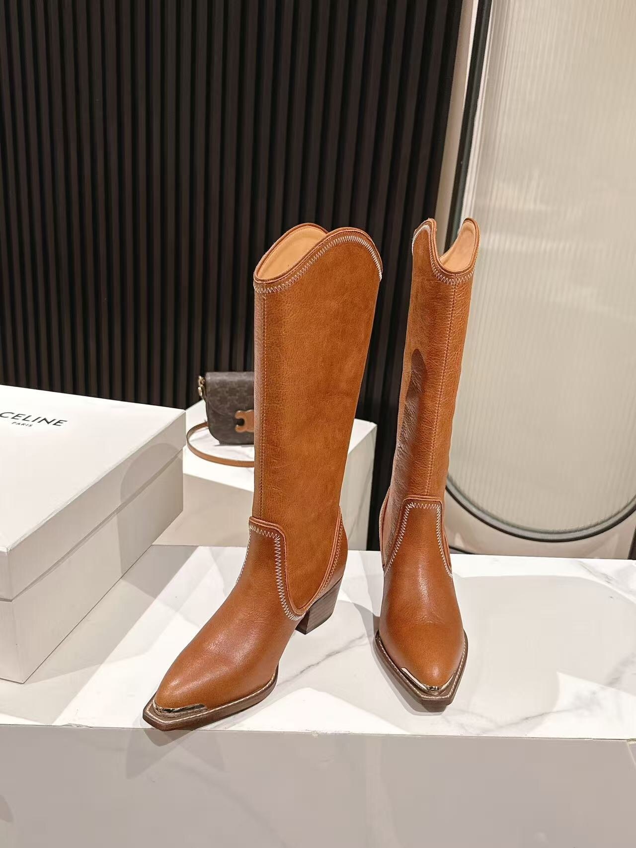 CELINE 2025/SS Fashion Boots Retro European Style Short Boots - LY00500