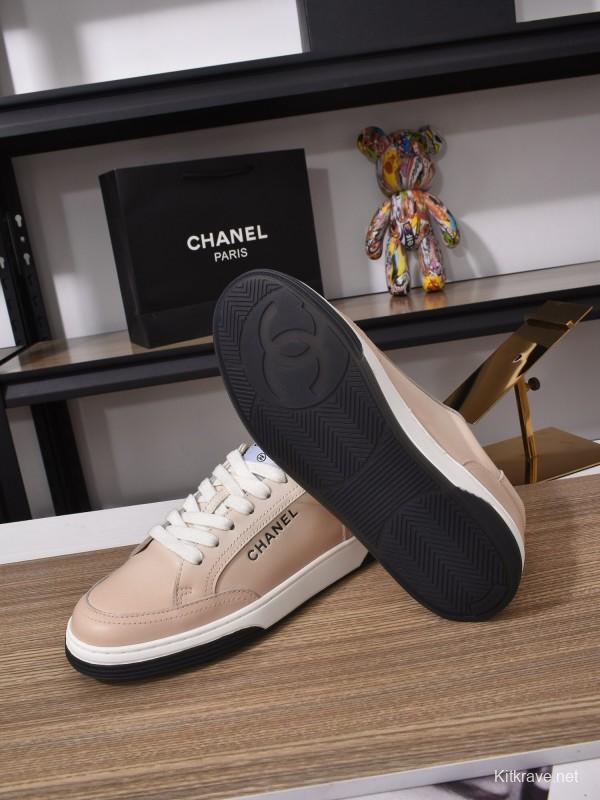 Chanel Classic Loafer with Gradient Logo and Platform Sole - KFY00350