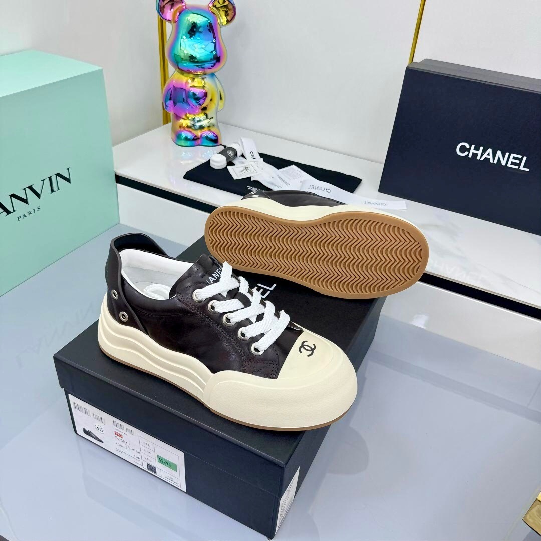 Chanel 2025 SS Panda Loafers Bread Shoes Original Calfskin - LY00320