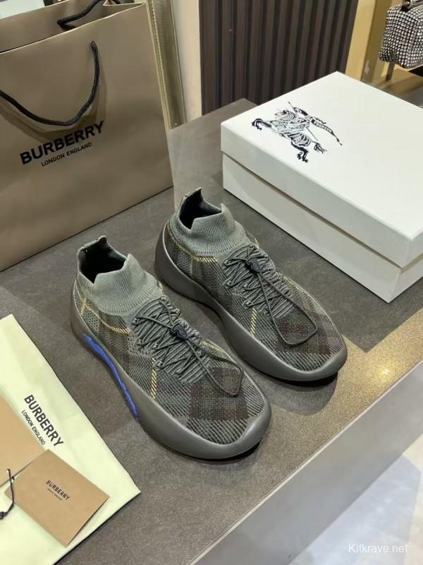 Burberry 2025 SS Italian-Made Sneakers - KFY00280