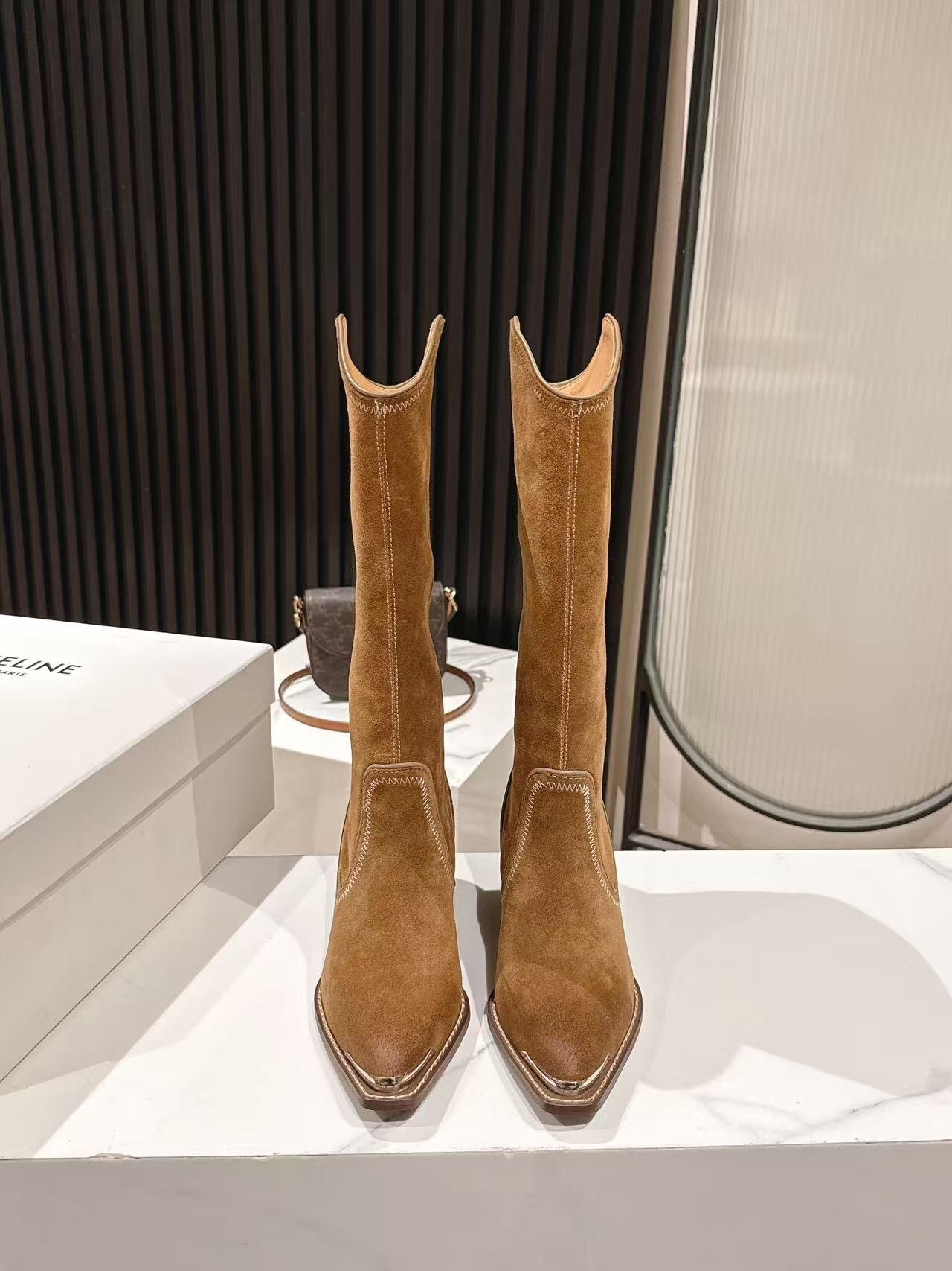 CELINE 2025/SS Fashion Boots Retro European Style Short Boots - LY00500