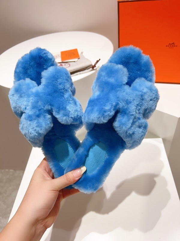 Hermès Teddy Wool H Slippers Flat Sole Fur Slides - LY00240