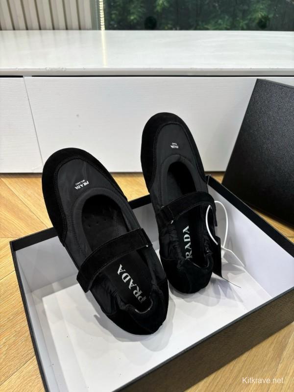 Prada Metal Toe Thin Sole Training Shoes Casual Shoes - LY00260