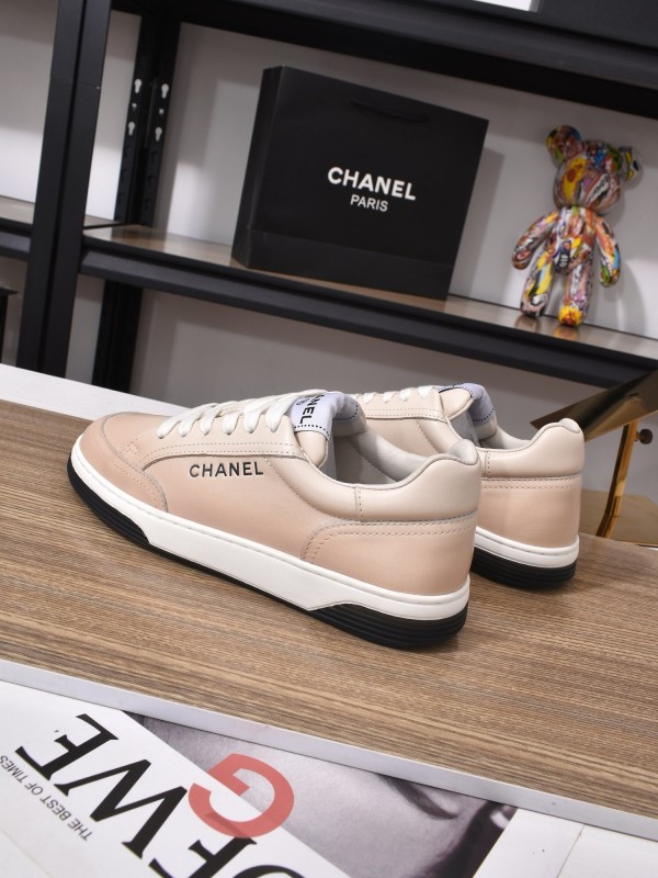 Chanel Classic Loafer with Gradient Logo and Platform Sole - KFY00350