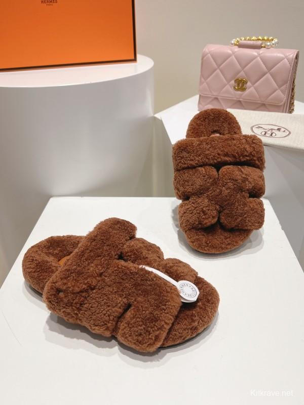 H Love Erjiu Full Wool Slippers with Wavy Fur Design - LY00270