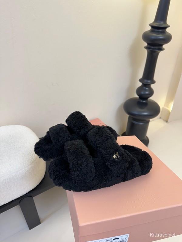 MiuMiu 2025/SS Fur Slides - KFY00310