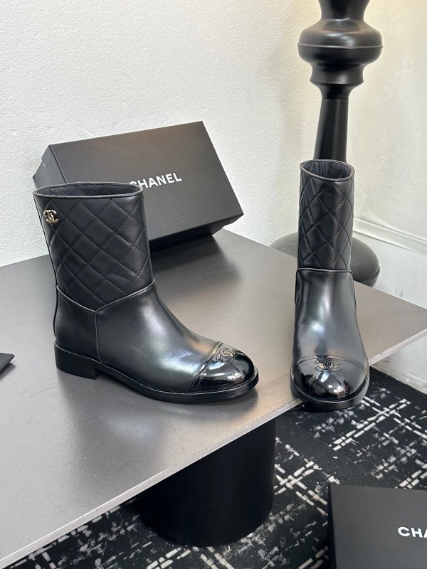 Chanel 2025/SS Short Boots Essential Fall Winter Item - LY00420