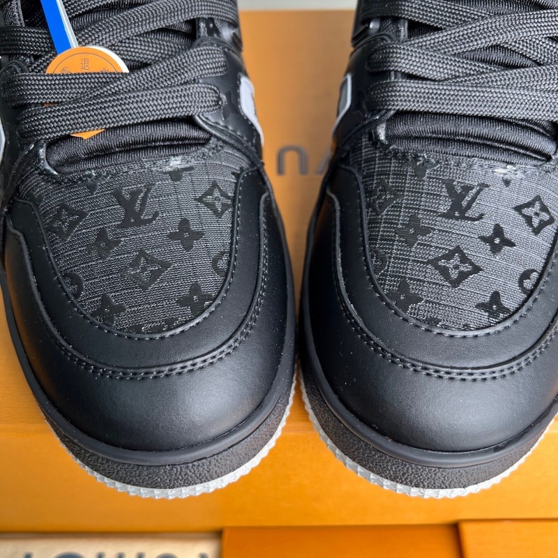Louis Vuitton 2025 SS Replica Luxury Sneakers with Signature Logo - YC