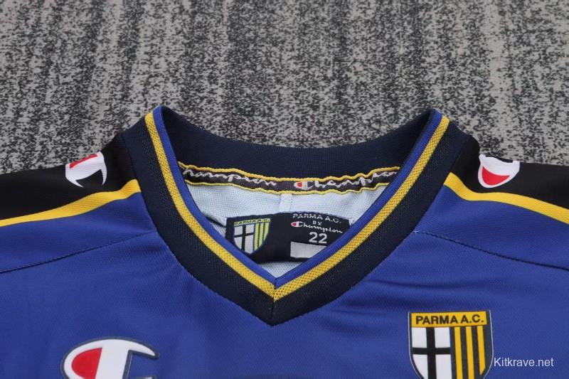 Retro Kids 01/02 Parma Home Jersey