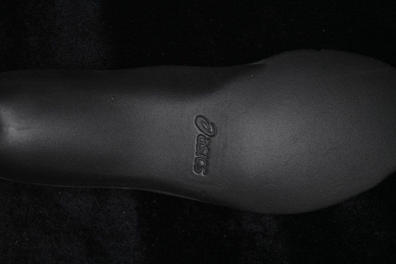 Asics Novablast 5 Retro Breathable Running Shoes with Cushioning for Men - 1011B974-407