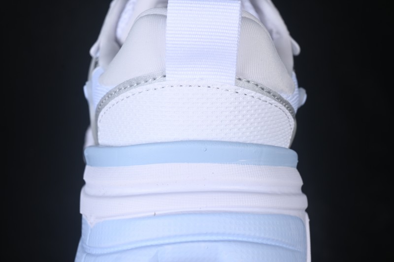 Nike V2K Run Retro Low Top Running Shoes with Cushlon Cushioning and Anti-Slip - FD0736-119