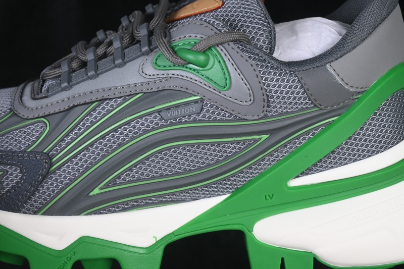 Louis Vuitton Tatic Runner Retro Chunky Dad Sneakers - GREEN