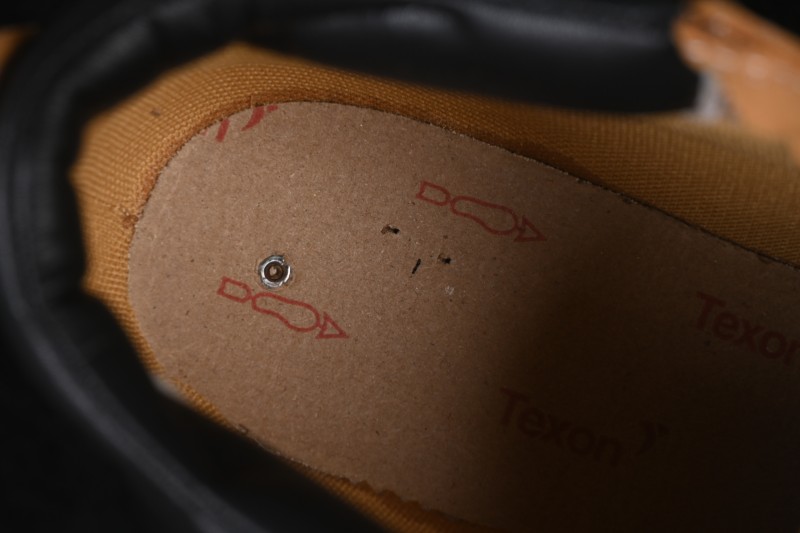 Timberland Classic Low-Top Yellow Boots - 073538