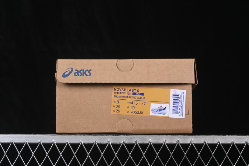 Asics Novablast 6 Retro Breathable Casual Running Shoes with Cushioning - 1013A257-108