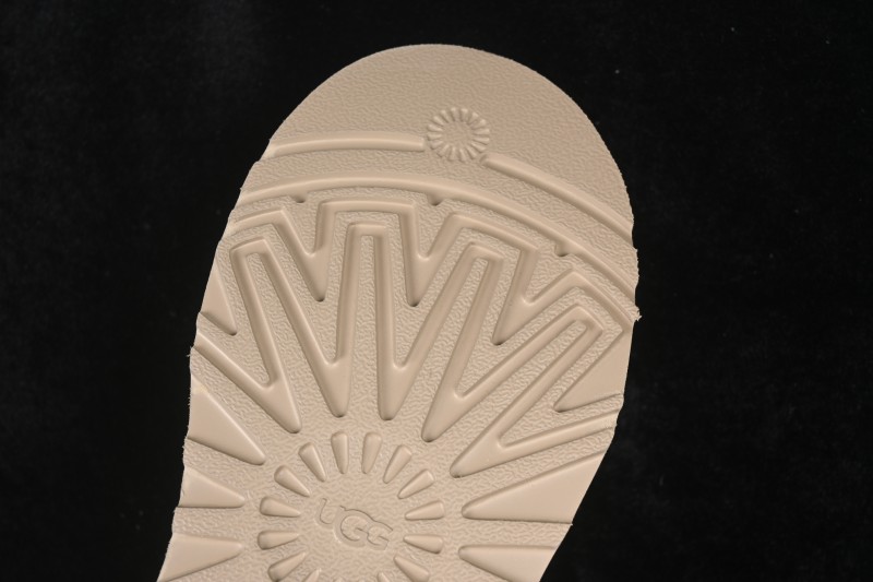 UGG Tazz Sun Stitch Classic Platform Snow Boots - 1178193 MDSD