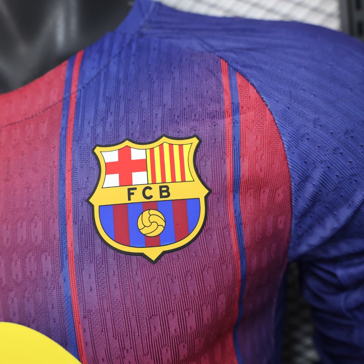 Player Version 25/26 Barcelona Home Long Sleeve Jersey