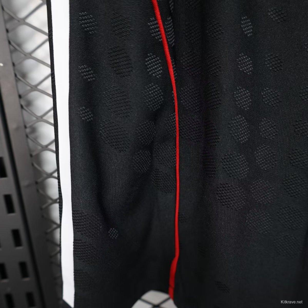 Player Version 25/26 Liverpool Away Shorts