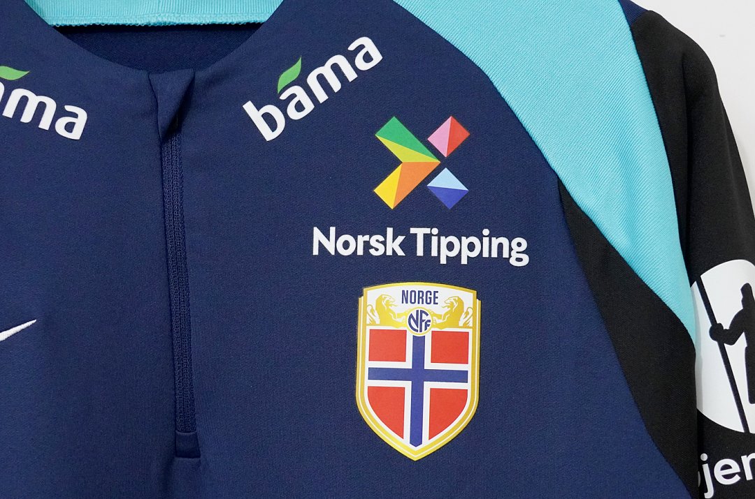 2026 Norway Dark Blue Half Zipper Training Jacket