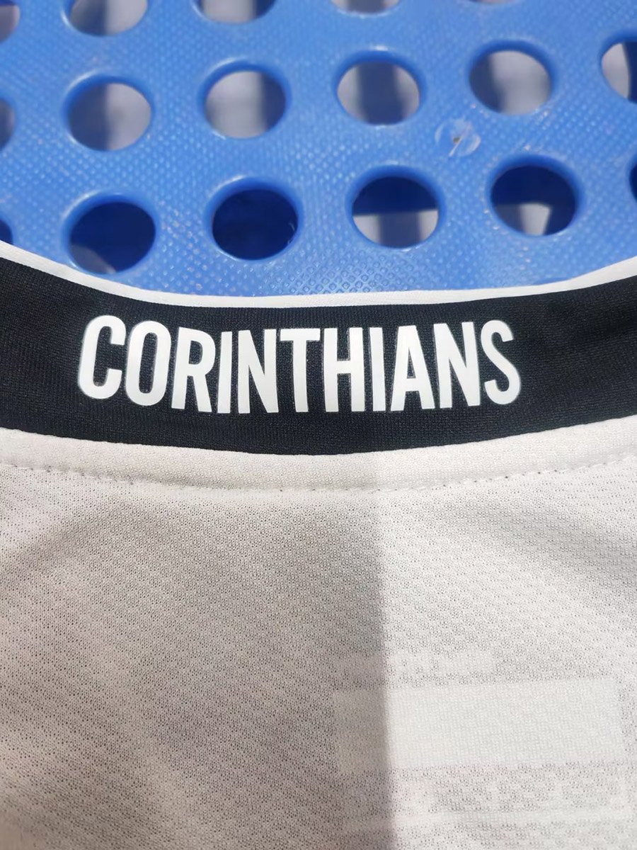 Retro 2009 Corinthians Home White Jersey